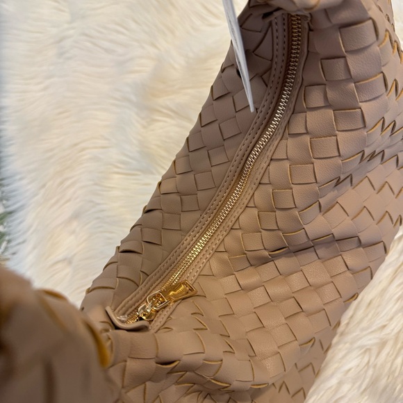 Urban Expressions Woven Faux Leather Handbag - Picture 3 of 8